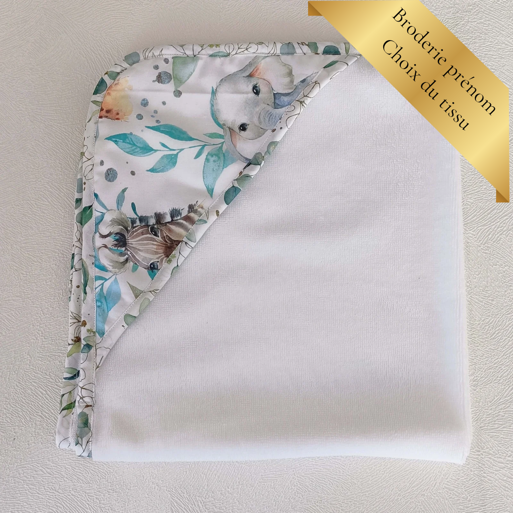 Cape de bain bébé blanche personnalisable, avec choix du tissu de capuche et broderie prénom