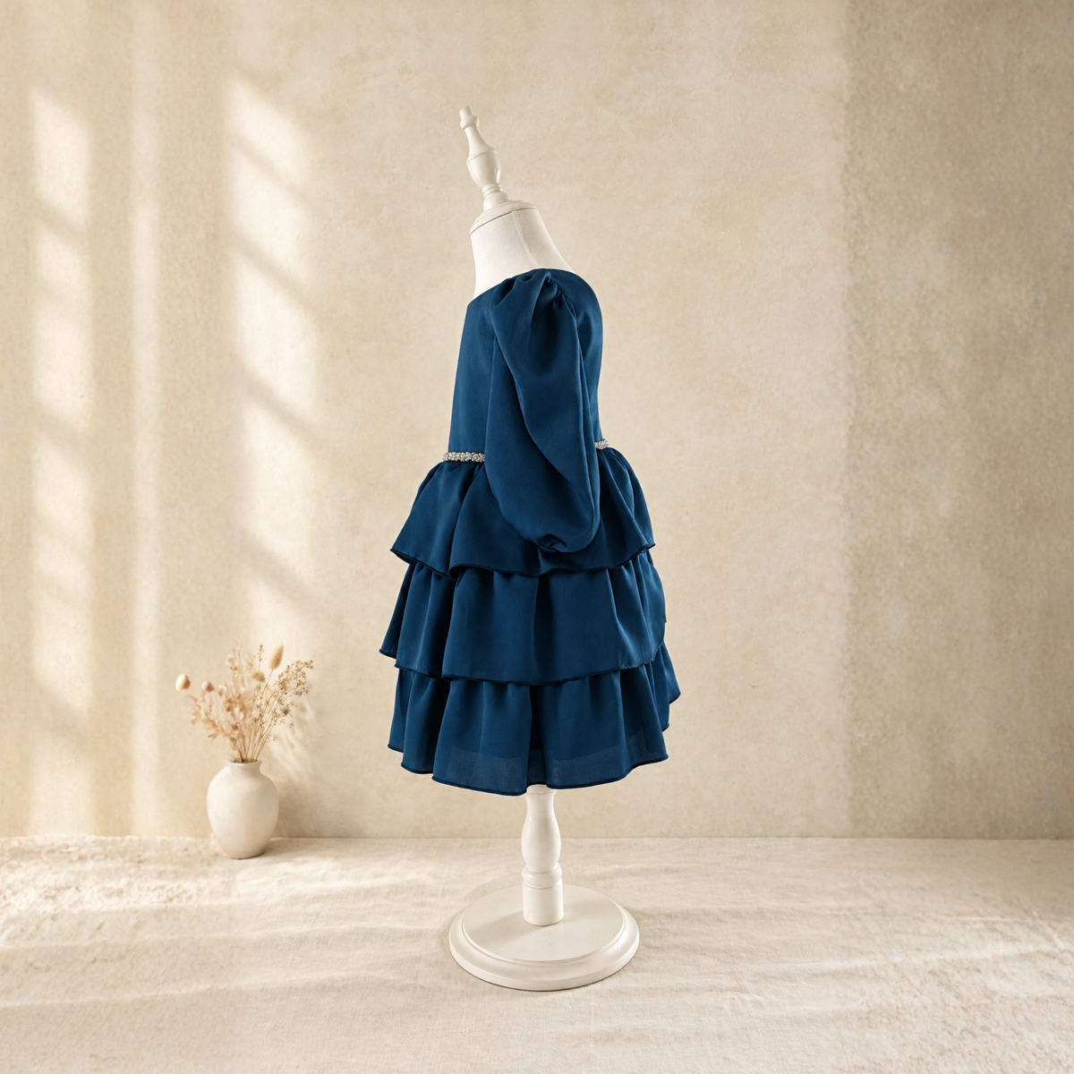 Robe Célestine – robe de cérémonie fille bleu profond à volants