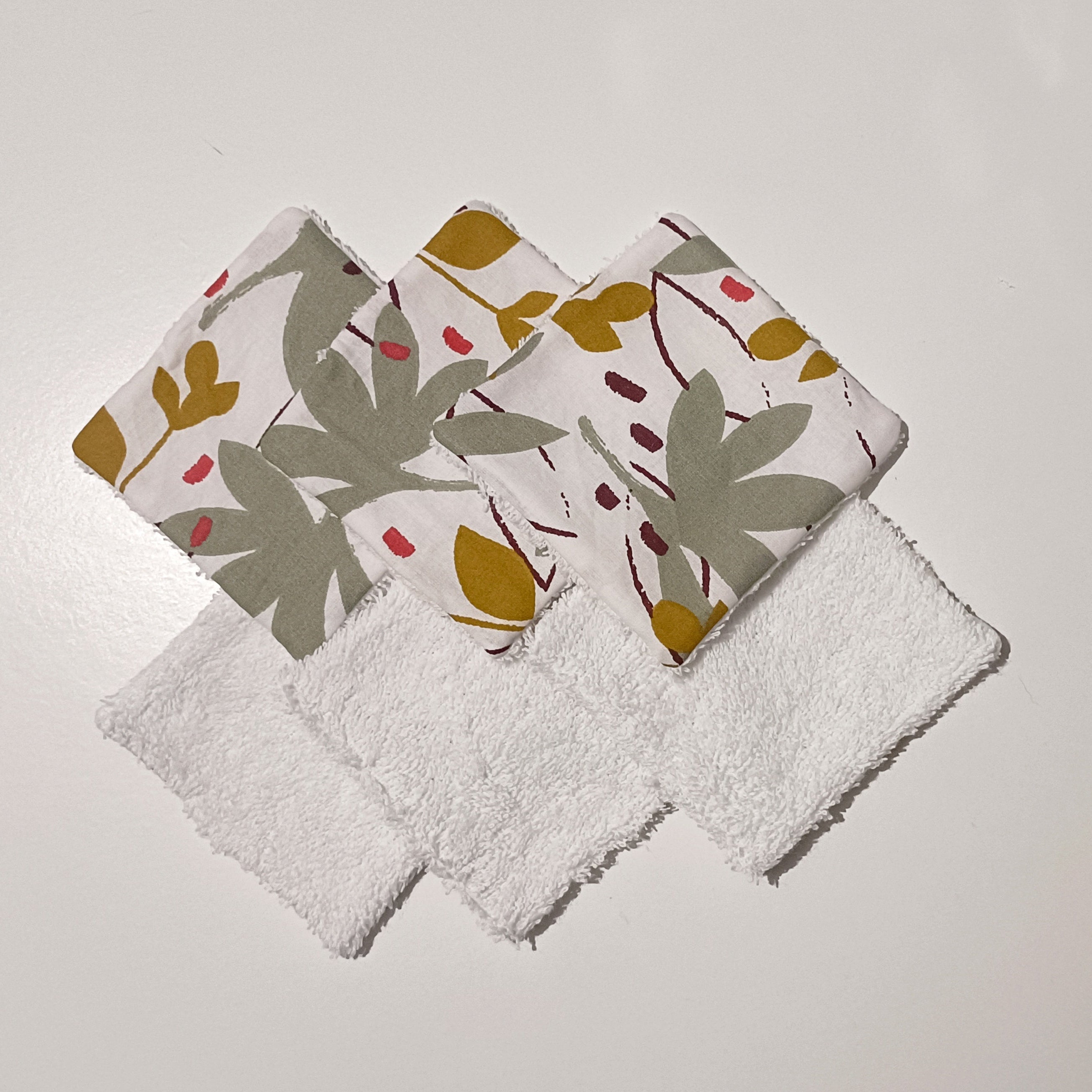 Lot de Lingettes Lavables Bébé – Motif Feuillage Moderne & Moutarde – Éponge Bambou
